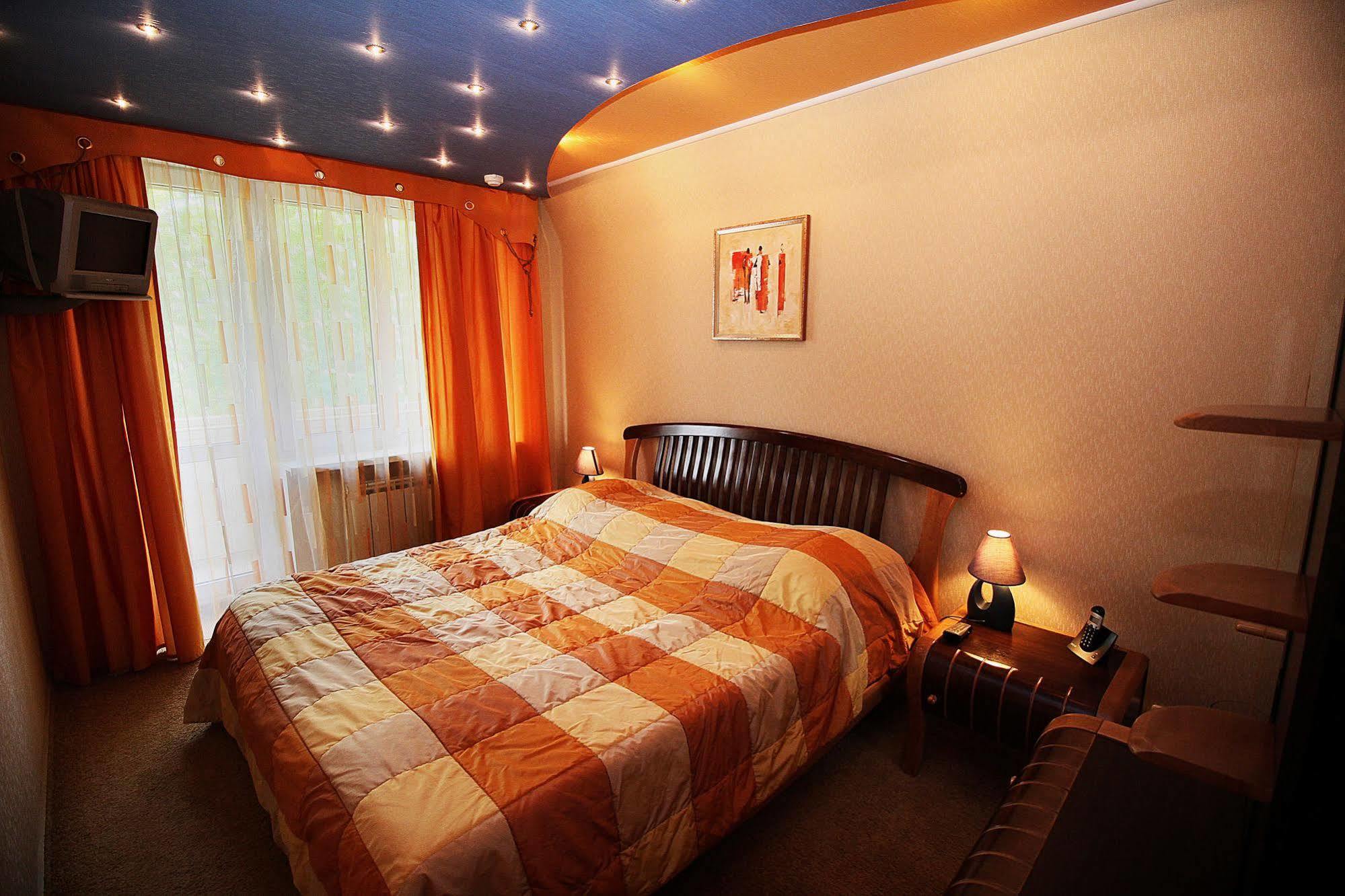 Druzhba Hotel And Restaurant Kharkiv Eksteriør bilde